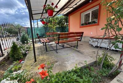 Casă cu 5 camere cu Teren 1400 Mp în Bonț - 19