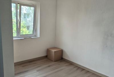 Casă cu 4 camere în Berceni