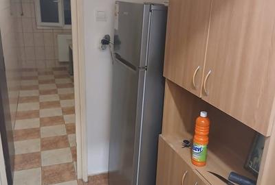 Garsonieră decomandată în Fizicienilor