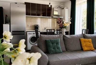 Apartament cu 3 camere decomandat, mobilat în Tineretului