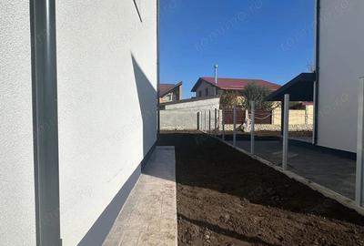 Casă cu Teren 402 Mp în Central