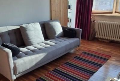 Apartament cu 3 camere semidecomandat, mobilat în Dristor