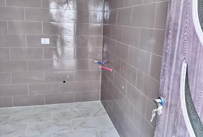 Casă cu 4 camere în Bujoreni - 7