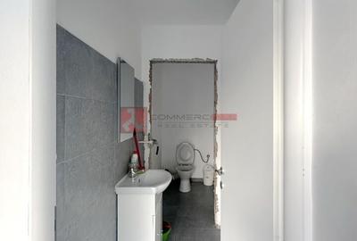 Spațiu comercial, de 76 mp, în Tractorul - 4
