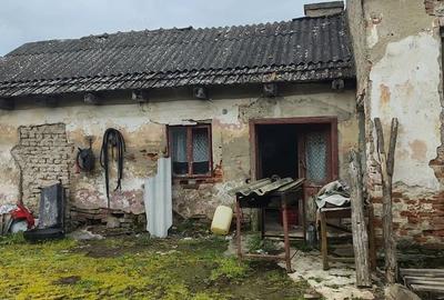 Casă cu Teren 1770 Mp în Socol