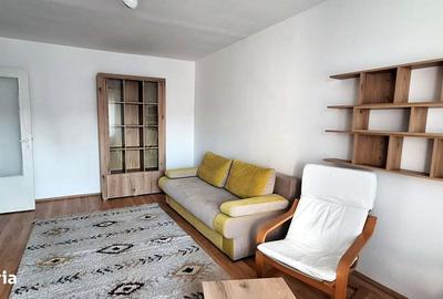 Apartament cu 2 camere decomandat în Zorilor