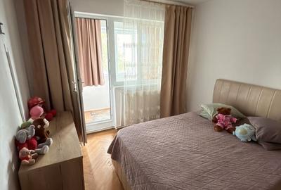 Apartament cu 2 camere semidecomandat în Hipodrom