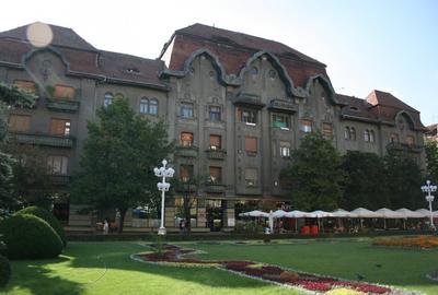 Apartament cu 2 camere decomandat, mobilat în P-ța Victoriei - 1