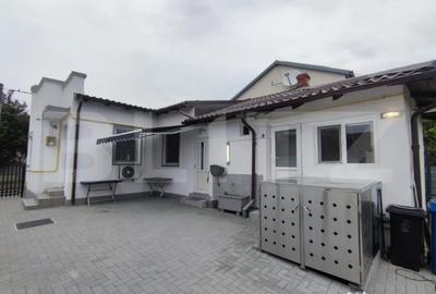 Casă cu 3 camere cu Teren 130 Mp în Central