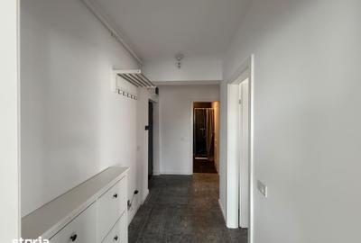 Apartament cu 2 camere decomandat în Titan