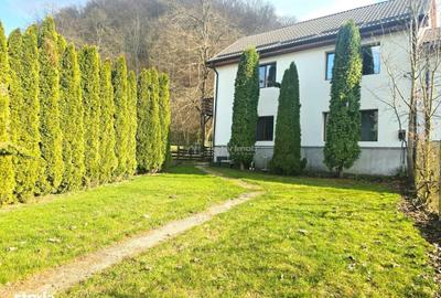 Casă cu 4 camere în Marginea