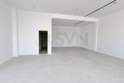 Spațiu comercial, de 87 mp, în Odăi