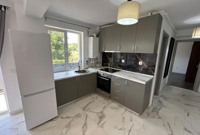 Apartament cu 3 camere semidecomandat, mobilat în Florești