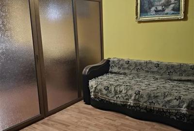 Garsonieră semidecomandată în Apollo