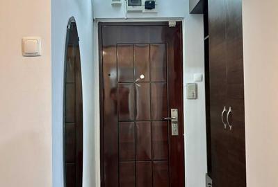 Apartament cu 2 camere decomandat în Giurgiului