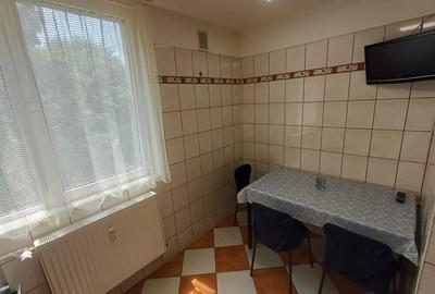 Apartament cu 3 camere decomandat în Berceni - 4