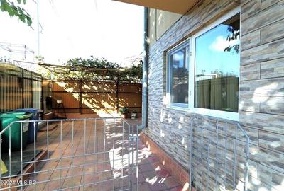 Duplex cu 4 camere cu Canalizare în Central - 27