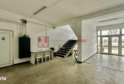 Spațiu comercial, de 3,750 mp, în Central - 11