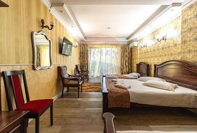 Hotel/Pensiune, de 1,320 mp, în Cioplea - 34