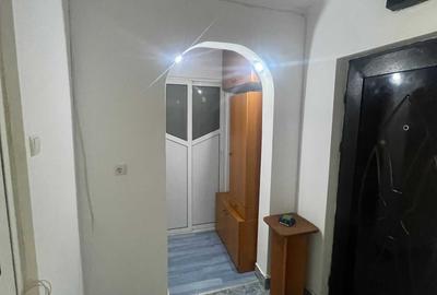 Apartament cu 3 camere semidecomandat în Ostroveni - 5