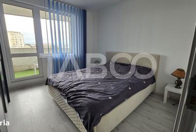 Apartament cu 3 camere decomandat în Tractorul - 7