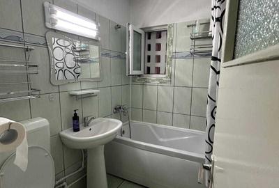 Apartament cu 3 camere semidecomandat în Sud - 3