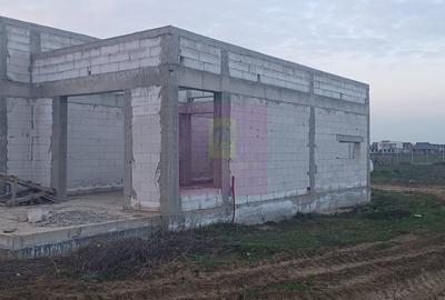 Casă cu 4 camere cu Teren 607 Mp în Central