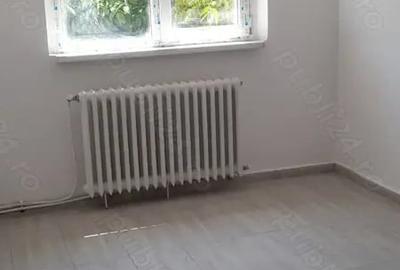 Apartament cu 3 camere decomandat în Central - 1