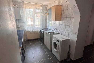 Apartament cu 2 camere decomandat în Precista