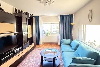 Apartament cu 3 camere decomandat în Dacia