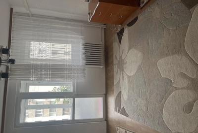 Apartament cu 3 camere semidecomandat în Drumul Taberei - 3