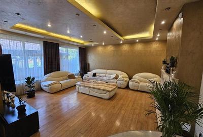 Casă individuală cu 6 camere cu Teren 450 Mp în Central - 1