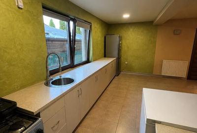 Casă cu 3 camere cu Teren 622 Mp în Sângeorgiu de Mureș