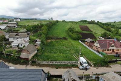 Teren de 5000 mp, în Valea Arini