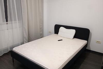 Apartament cu 2 camere semidecomandat în Roșu
