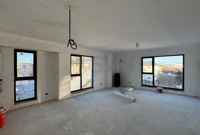 Apartament cu 3 camere decomandat în Aviației