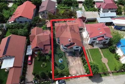 Casă cu 5 camere cu Teren 679 Mp în Central