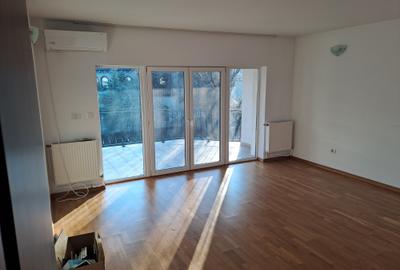 Casă individuală cu 8 camere cu Canalizare în Băneasa - 13
