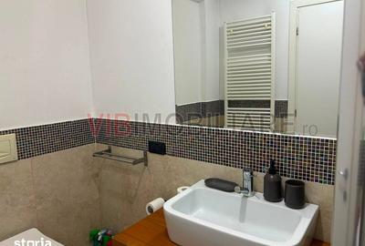 Apartament cu 2 camere semidecomandat, mobilat în Centrul Civic