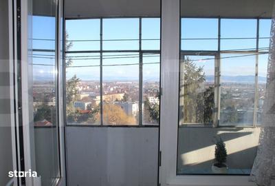 Apartament cu 2 camere decomandat în Simeria - 2