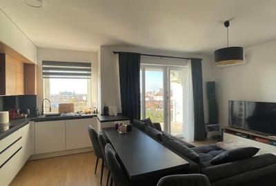 Apartament cu 2 camere semidecomandat, mobilat în Iosia