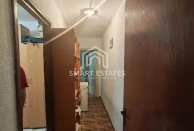 Apartament cu 3 camere decomandat în Berceni