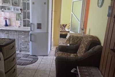 Apartament cu 2 camere decomandat în Uric
