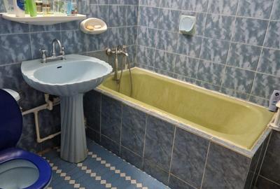 Apartament cu 3 camere decomandat în Central - 3