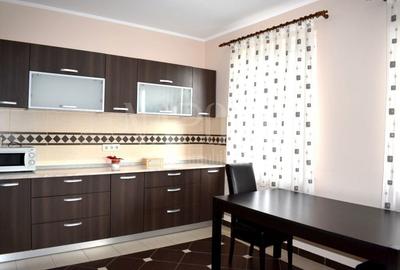 Casă individuală cu 6 camere cu Canalizare în Sânmartin - 3