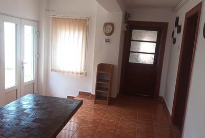 Casă cu 3 camere cu Teren 1200 Mp în Central - 6