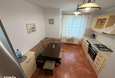 Apartament cu 3 camere în Circumvalațiunii