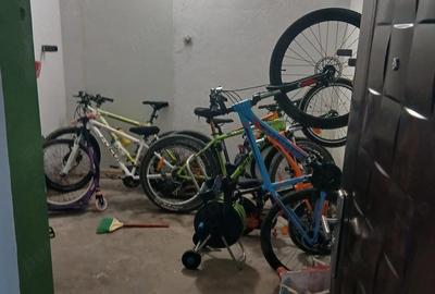 Apartament cu 3 camere decomandat în Crângași