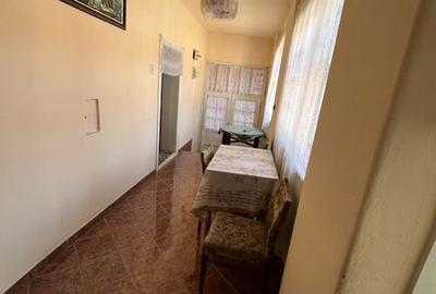 Casă cu 4 camere cu Teren 250 Mp în Pocola - 3
