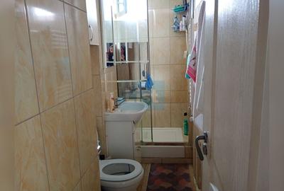 Apartament cu 3 camere semidecomandat în Micro 19 - 2